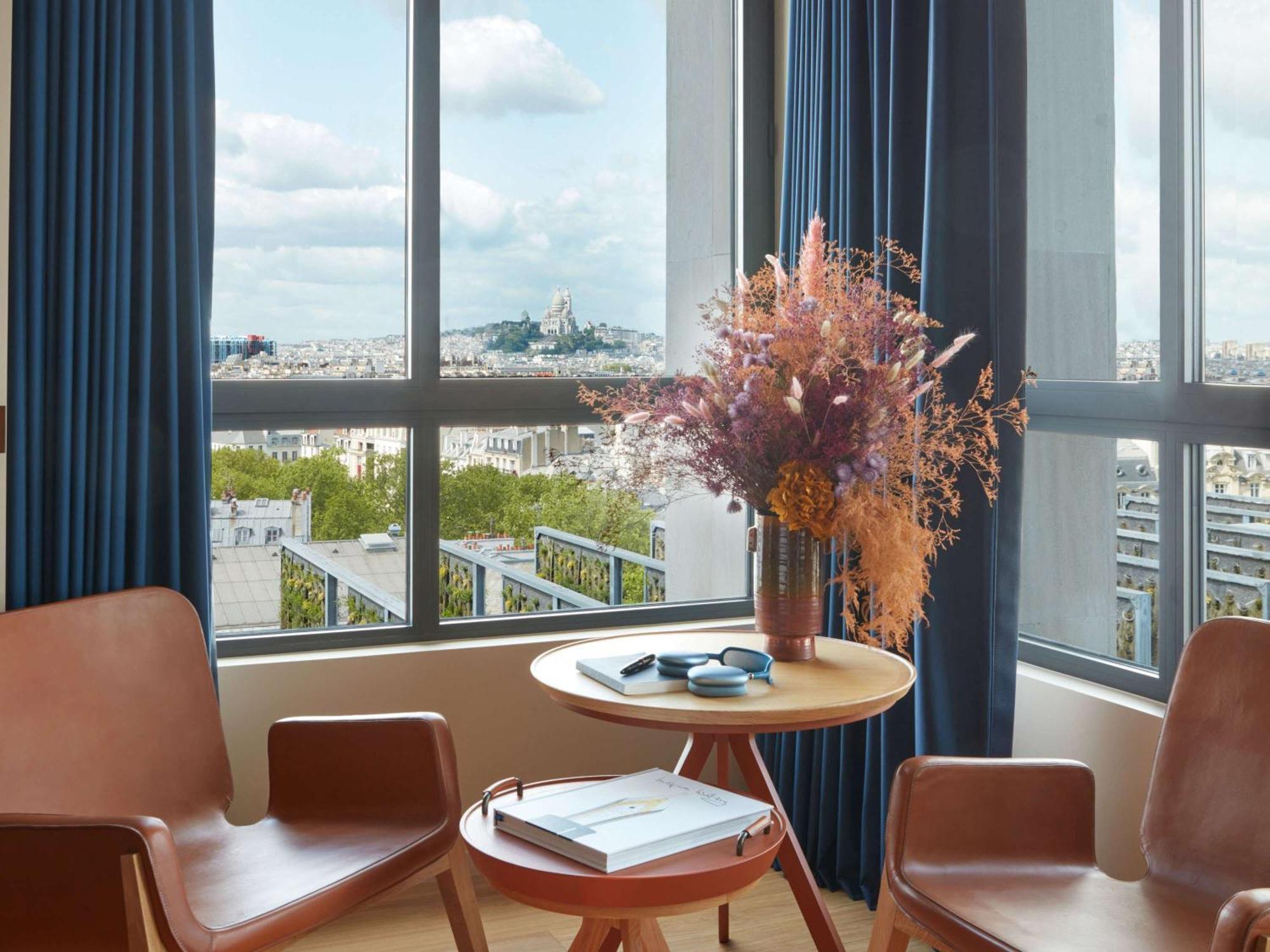 So/ Paris Hotel 외부 사진 A room at the hotel